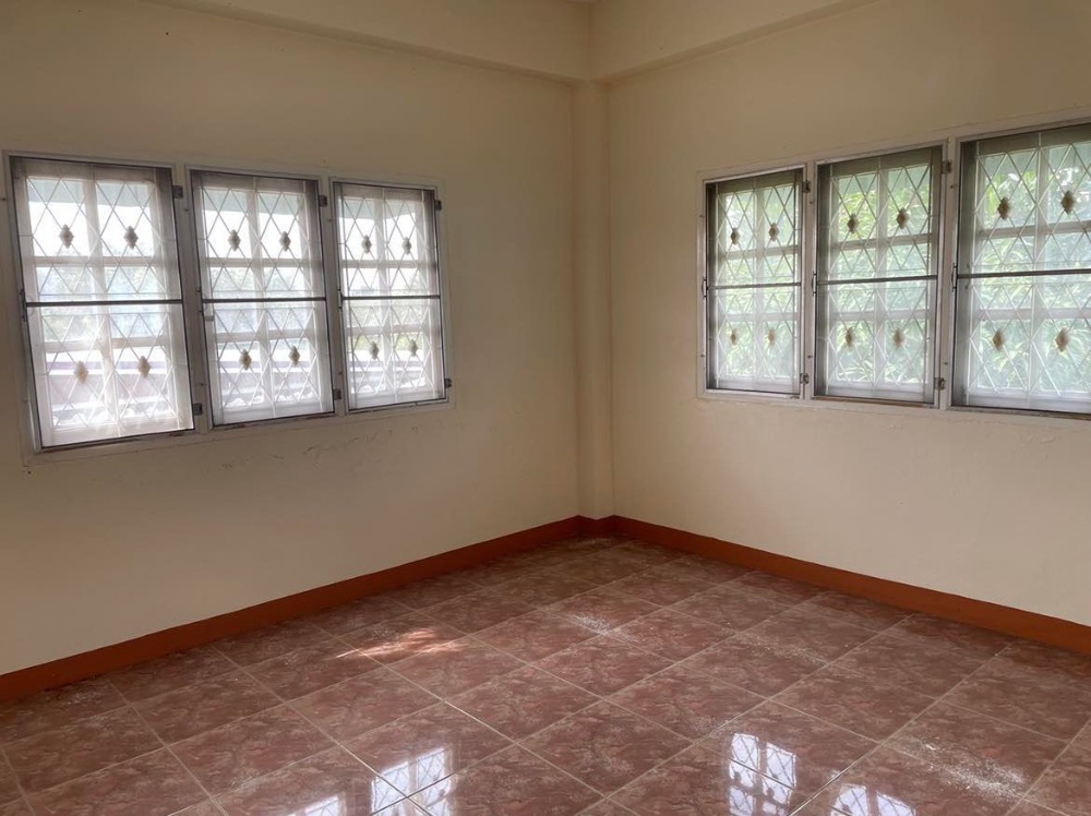 ขายบ้านนครปฐม : ขายบ้านเดี่ยว 178  ตารางวา 2  ชั้น  (สร้างเอง)  ไผ่หูช้าง  บางเลน  นครปฐม73130