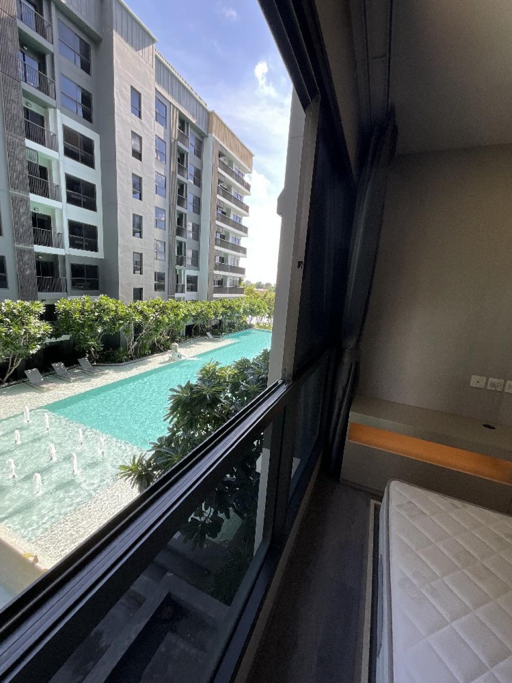 For RentCondoRattanathibet, Sanambinna : The Politant Breeze two bedroom,two bath room face South with swimming pool and Riverview