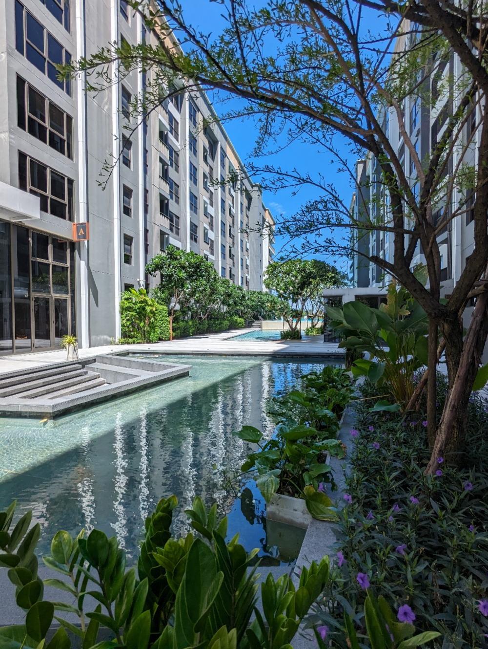 For RentCondoRattanathibet, Sanambinna : The Politant Breeze two bedroom,two bath room face South with swimming pool and Riverview