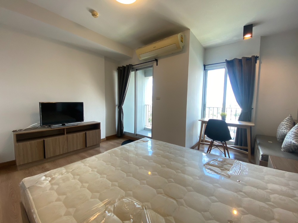 For SaleCondoKasetsart, Ratchayothin : For sale, new room, Chapter One The Campus Kaset Condo, Chapter One The Campus Kaset, near Kasetsart University, Bangkhen, only 200 meters and near BTS Sanam Khen Station, only 100 meters.