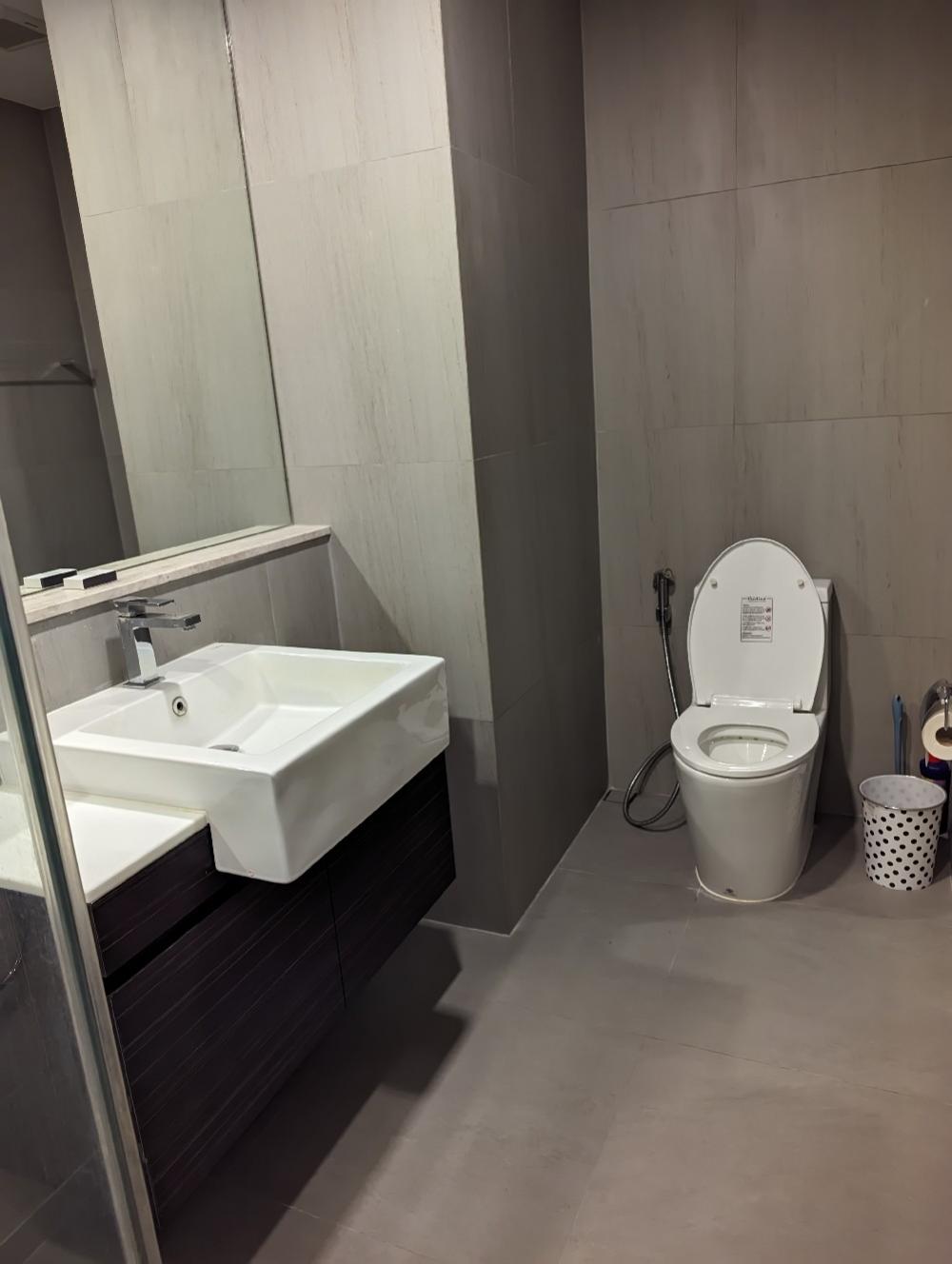 For RentCondoRattanathibet, Sanambinna : The Politant Breeze two bedroom,two bath room face South with swimming pool and Riverview