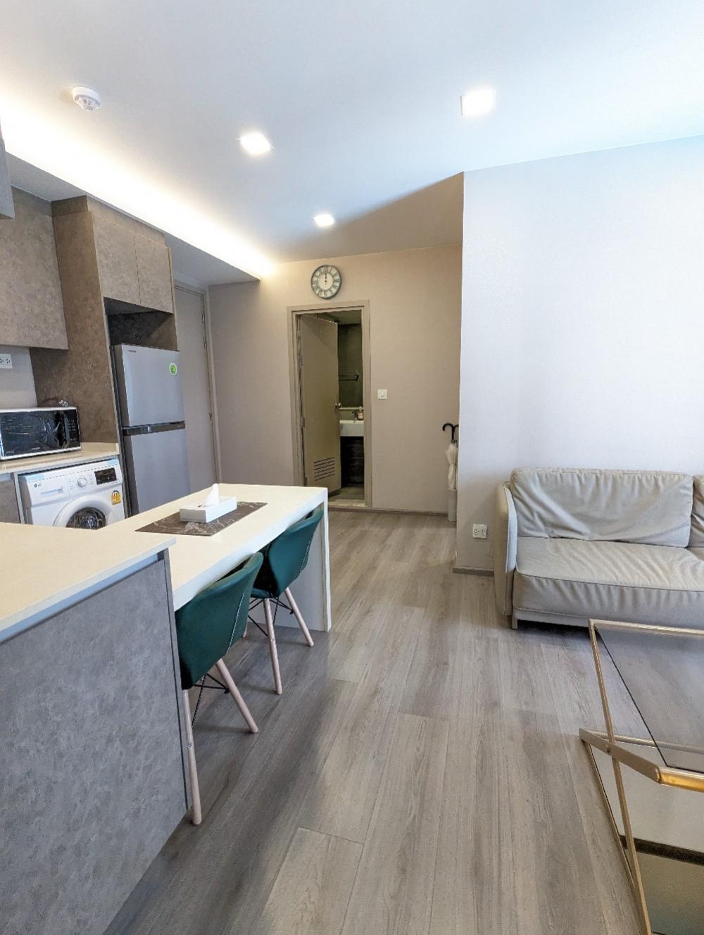 For RentCondoRattanathibet, Sanambinna : The Politant Breeze two bedroom,two bath room face South with swimming pool and Riverview