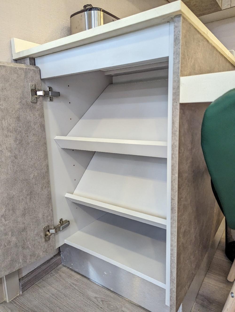 For RentCondoRattanathibet, Sanambinna : The Politant Breeze two bedroom,two bath room face South with swimming pool and Riverview