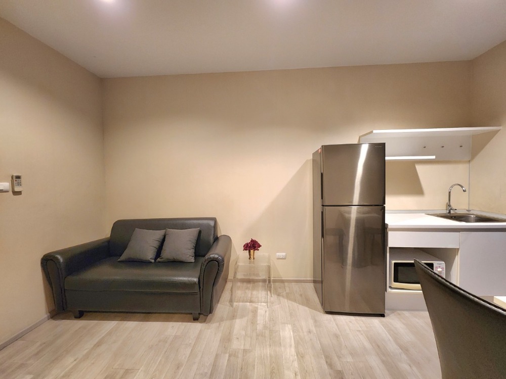 For RentCondoNonthaburi, Bang Yai, Bangbuathong : N117.5 **The most beautiful room** Room available 31 Jan. for rent, Plum Condo Central Station, very beautiful room, exactly as shown in the picture.