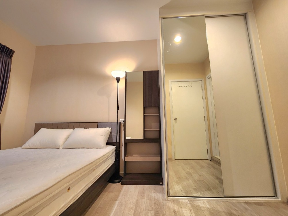 For RentCondoNonthaburi, Bang Yai, Bangbuathong : N117.5 **The most beautiful room** Room available 31 Jan. for rent, Plum Condo Central Station, very beautiful room, exactly as shown in the picture.