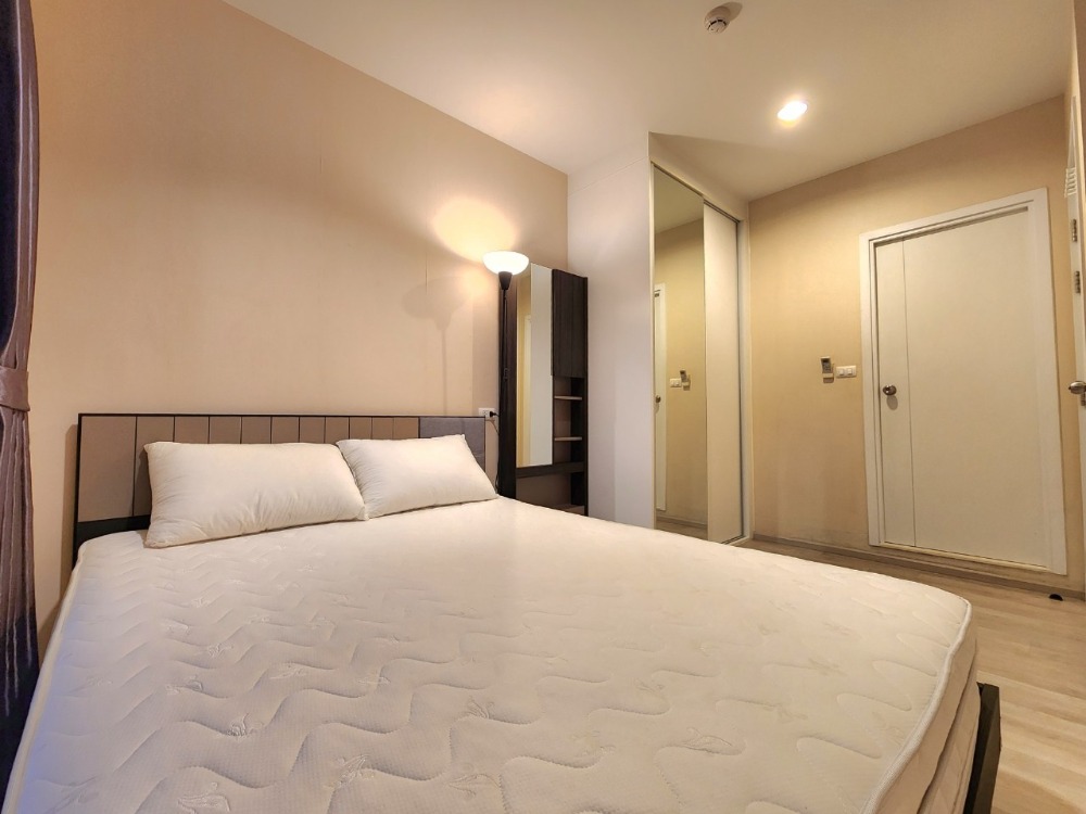 For RentCondoNonthaburi, Bang Yai, Bangbuathong : N117.5 **The most beautiful room** Room available 31 Jan. for rent, Plum Condo Central Station, very beautiful room, exactly as shown in the picture.
