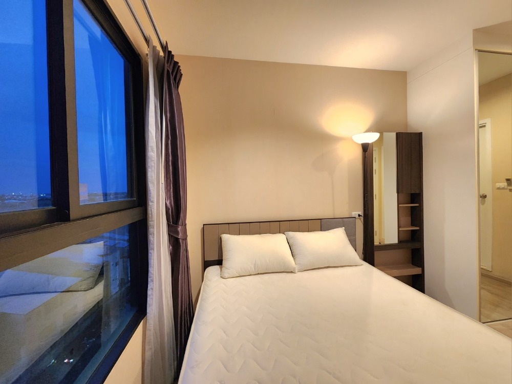 For RentCondoNonthaburi, Bang Yai, Bangbuathong : N117.5 **The most beautiful room** Room available 31 Jan. for rent, Plum Condo Central Station, very beautiful room, exactly as shown in the picture.