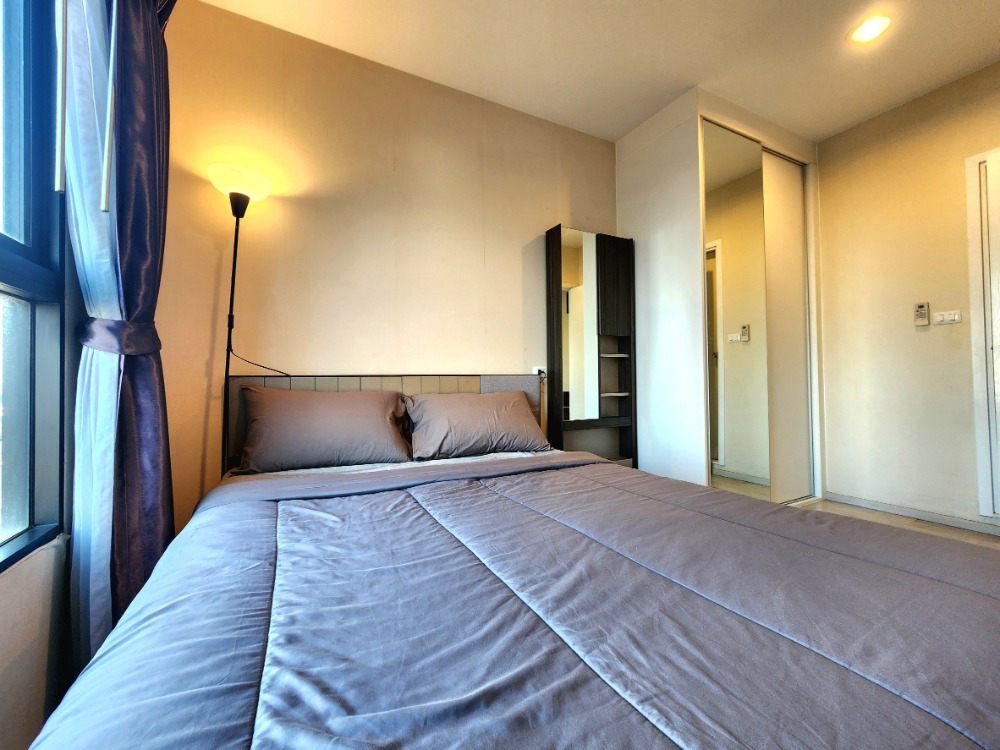 For RentCondoNonthaburi, Bang Yai, Bangbuathong : N117.5 **The most beautiful room** Room available 31 Jan. for rent, Plum Condo Central Station, very beautiful room, exactly as shown in the picture.