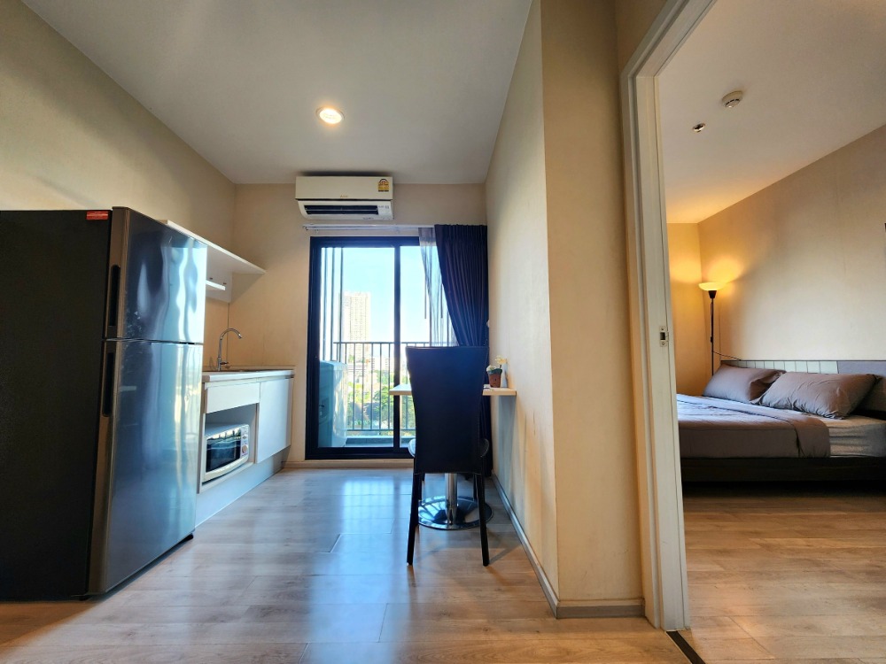 For RentCondoNonthaburi, Bang Yai, Bangbuathong : N117.5 **The most beautiful room** Room available 31 Jan. for rent, Plum Condo Central Station, very beautiful room, exactly as shown in the picture.