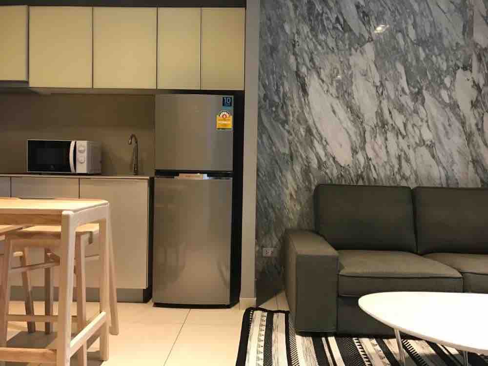 For RentCondoSukhumvit, Asoke, Thonglor : 🔥🔥NEW Condo for rent, The Lofts Ekkamai, size 35 sq m, 9th floor#, near BTS Ekkamai. Asset code 2112-314
