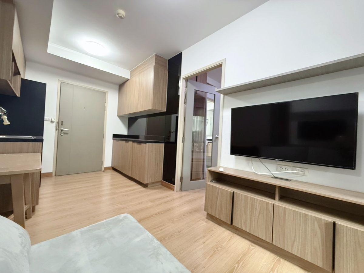 For SaleCondoKasetsart, Ratchayothin : Condo for sale, Chapter One The Campus Kaset, Chapter One The Campus Kaset, near Kasetsart University, Bangkhen, only 200 meters and near BTS Sanam Khen Station, only 100 meters.