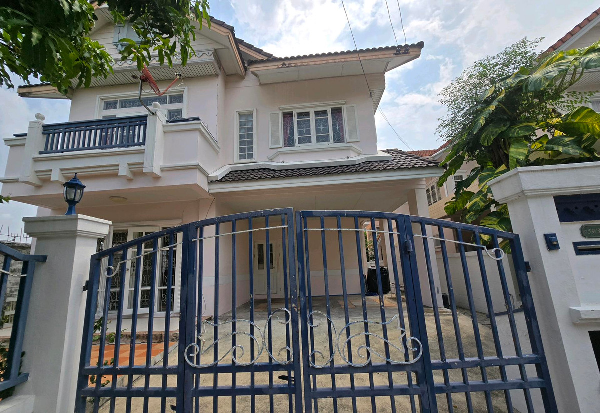 For RentHouseMin Buri, Romklao : For rent: 2-storey detached house, 65 sq m (corner), Ramkhamhaeng Road 190, near Khwan Riam Floating Market, for rent 18,000/month