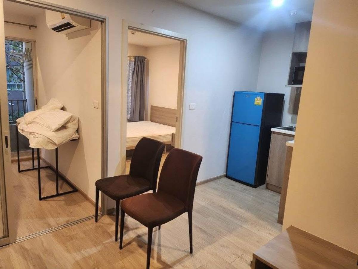 For RentCondoKasetsart, Ratchayothin : 🔥 Hot price 🔥🌆 For rent Elio del moss (Phahon 34) 🏦 Near Kasetsart University 🏦 Near Sripathum University 🚝 Near BTS Sananikhom 🔴 1 Bed plus (can be made into 2 bedrooms) 🔴 35 sq m. 🔴 Pool view 🔴 Fully furnished, complete with appliances, washing machine 