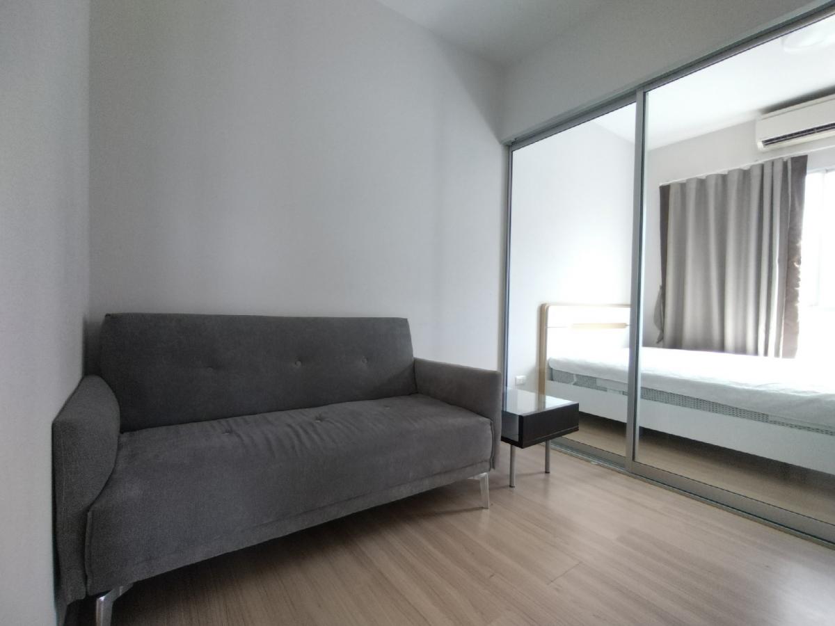 For RentCondoNonthaburi, Bang Yai, Bangbuathong : ✅ The room is ready, April 2, 2025. Plum Condo Bang Yai Station Phase 2 (Khlong Road) near the Fast Railway Station, Khlong Bang Phai, near the mall, near the market is convenient.