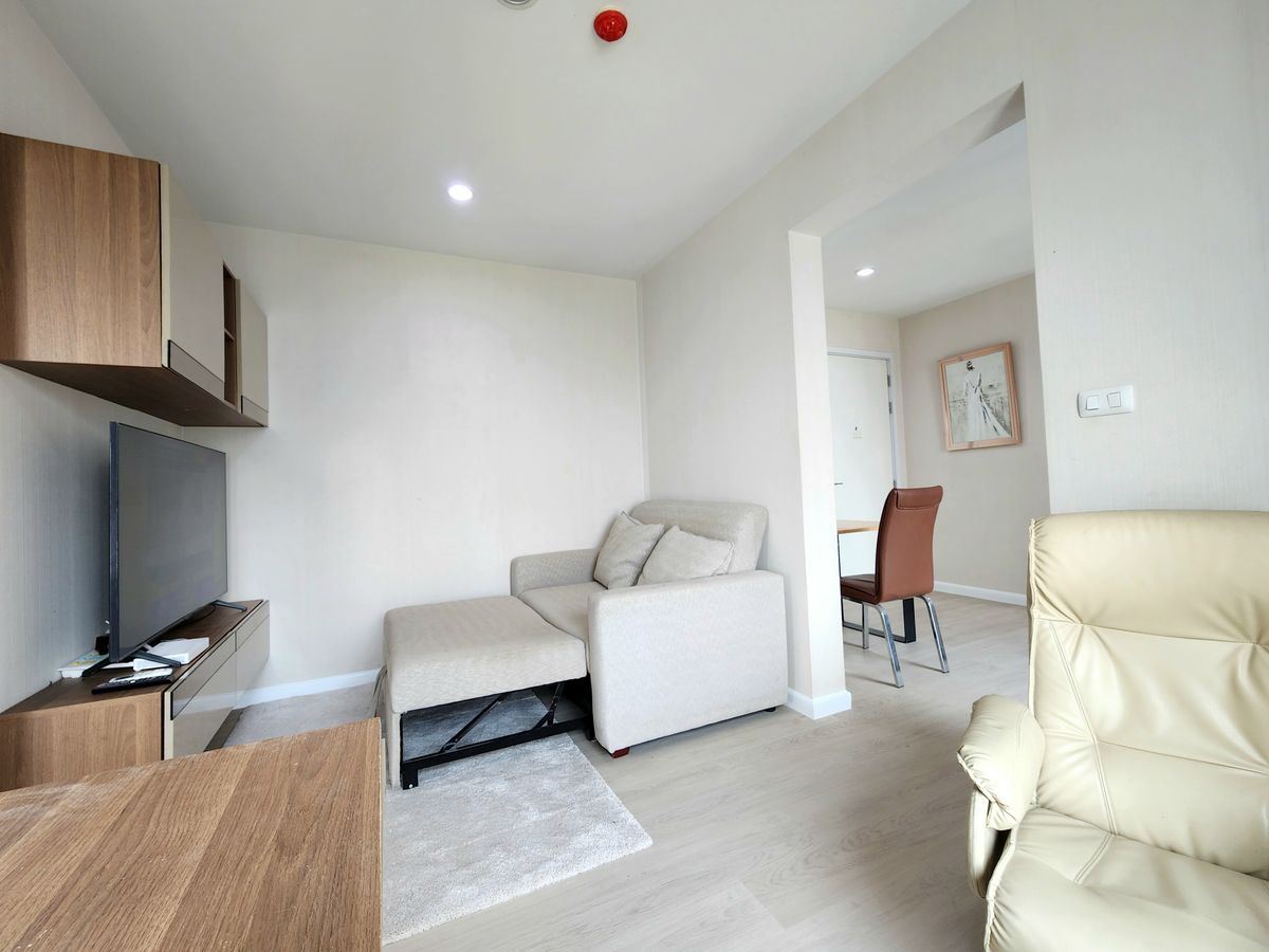 For RentCondoNonthaburi, Bang Yai, Bangbuathong : Condition is as shown in the cover photo** Price can be negotiated!! There is a washing machine. and water filter** 2 bedroom room for rent with very complete items, Plum Condo Central Station Phase 1, the owner is very kind!!