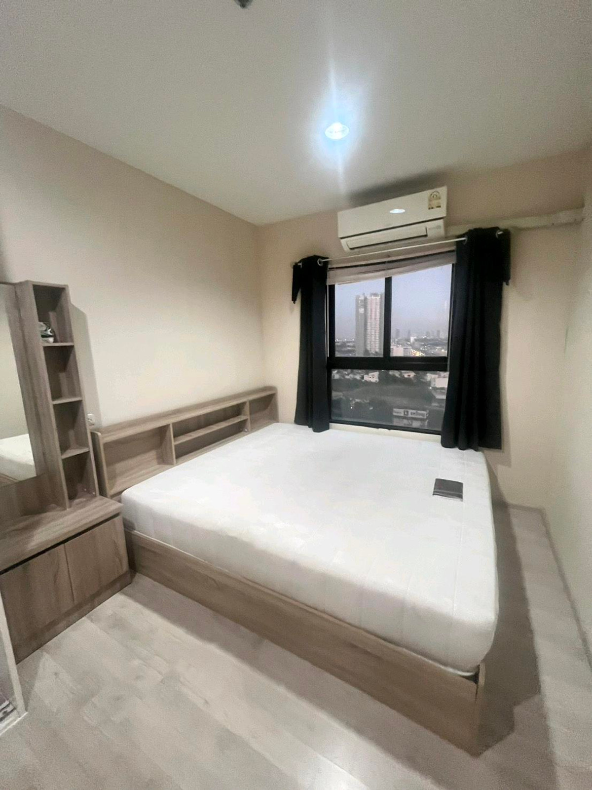 For RentCondoNonthaburi, Bang Yai, Bangbuathong : For rent, Plum Condo, Central Station Phase 1, next to Westgate Mall, ready to move in, free common area, free parking.