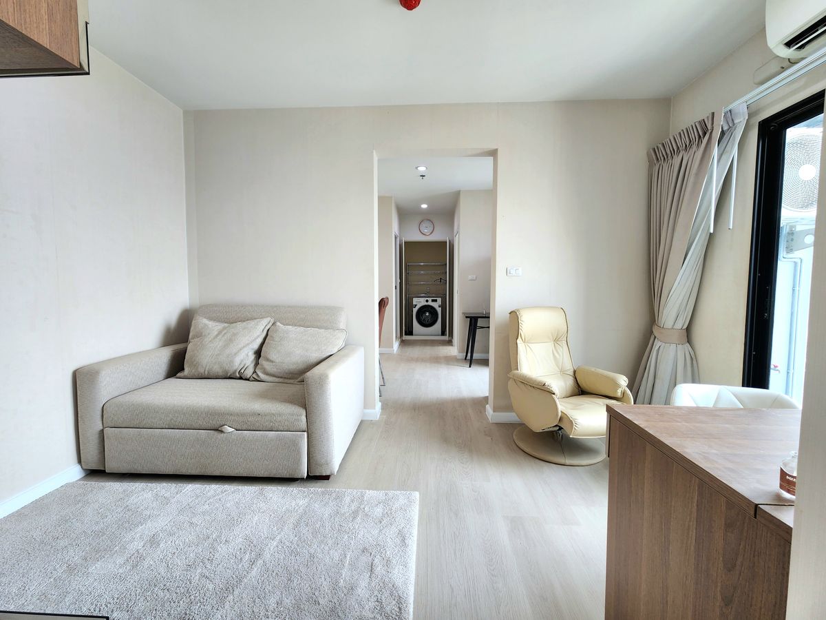 For RentCondoNonthaburi, Bang Yai, Bangbuathong : Condition is as shown in the cover photo** Price can be negotiated!! There is a washing machine. and water filter** 2 bedroom room for rent with very complete items, Plum Condo Central Station Phase 1, the owner is very kind!!