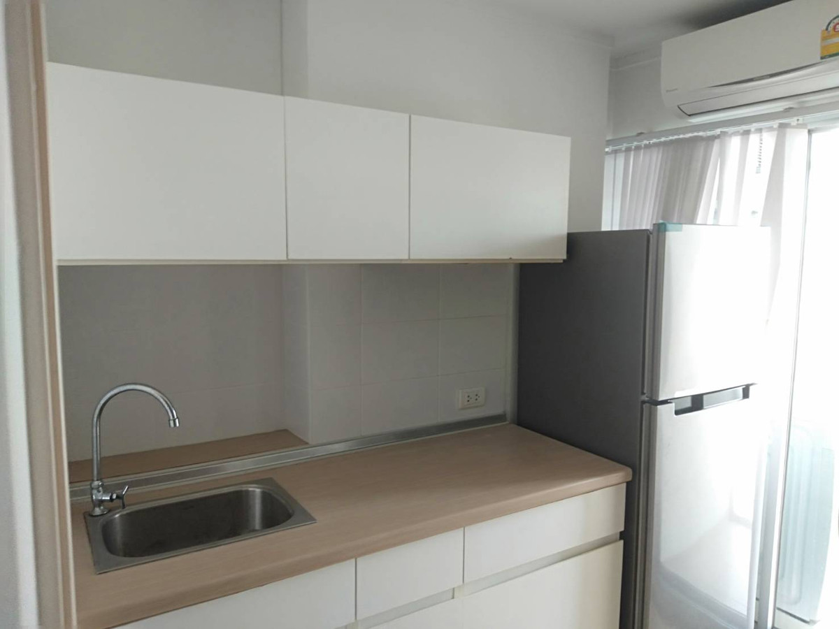 ให้เช่าคอนโดพัฒนาการ ศรีนครินทร์ : 💥เช่า! ลุมพินี เพลส ศรีนครินทร- หัวหมาก ขนาด 27 ตรม ตึก B ชั้น 15 ราคา 9,500 บาท พร้อมเฟอร์และเครื่องใช้ไฟฟ้า