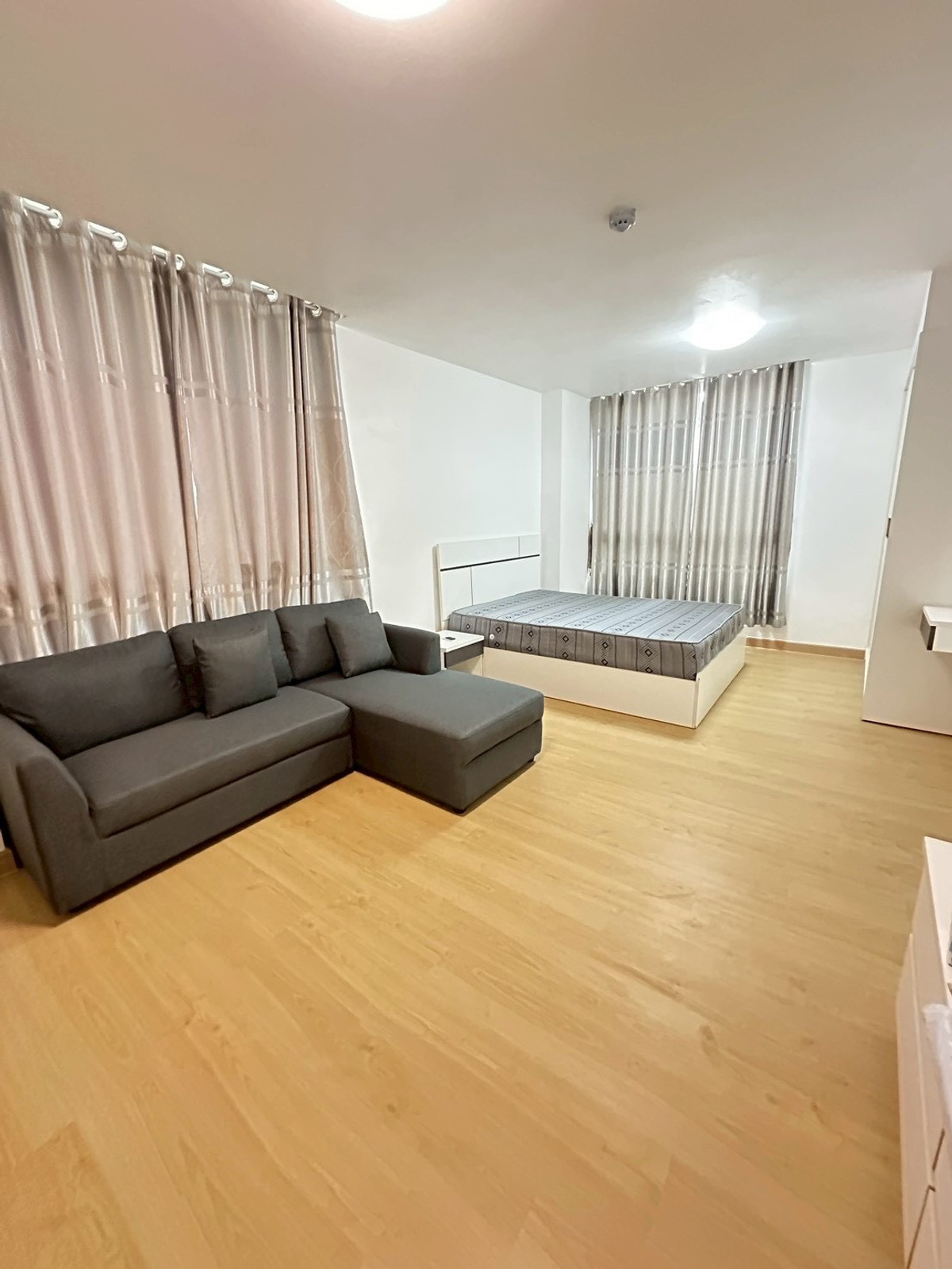 ให้เช่าคอนโดปทุมธานี รังสิต ธรรมศาสตร์ : 🔥Pun #ให้เช่าzoomcondo49 คอนโด แต่งครบ ใกล้ม.กรุงเทพ