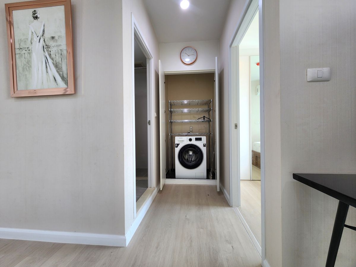 For RentCondoNonthaburi, Bang Yai, Bangbuathong : Condition is as shown in the cover photo** Price can be negotiated!! There is a washing machine. and water filter** 2 bedroom room for rent with very complete items, Plum Condo Central Station Phase 1, the owner is very kind!!