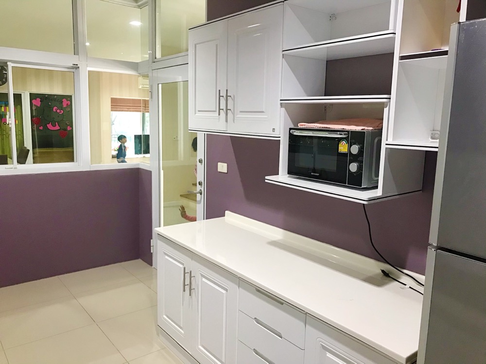 ให้เช่าบ้านพระราม 5 ราชพฤกษ์ บางกรวย : ให้เช่าบ้านใหม่โครงการ CASA waterside เฟอร์นิเจอร์ครบ หิ้วกระเป๋าอยู่ได้เลย