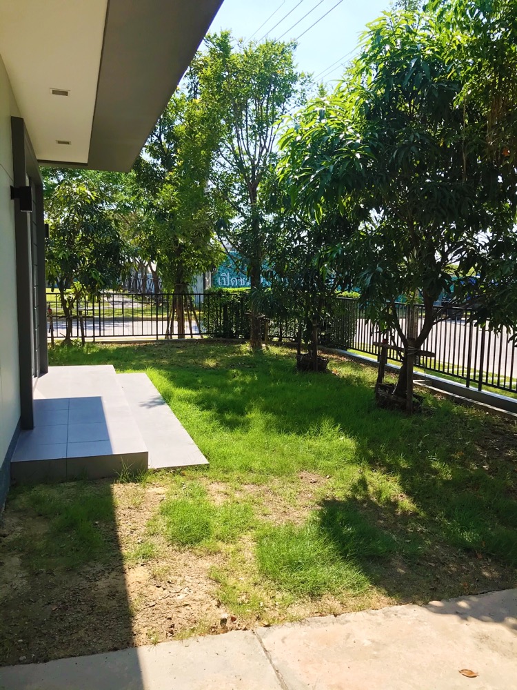 ให้เช่าบ้านพระราม 5 ราชพฤกษ์ บางกรวย : ให้เช่าบ้านใหม่โครงการ CASA waterside เฟอร์นิเจอร์ครบ หิ้วกระเป๋าอยู่ได้เลย