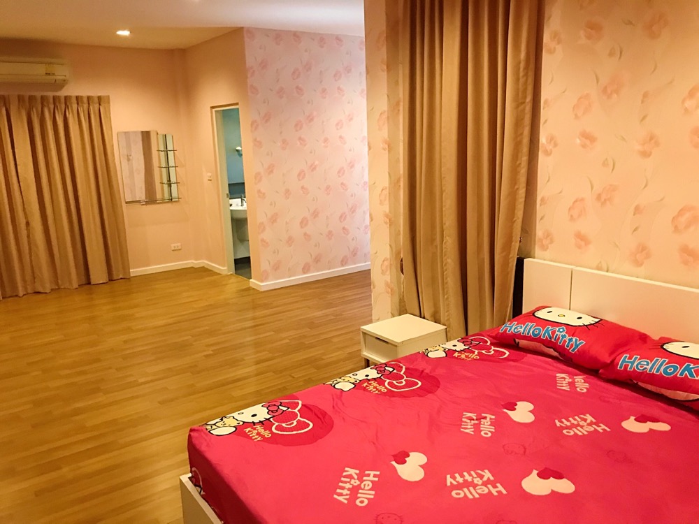 ให้เช่าบ้านพระราม 5 ราชพฤกษ์ บางกรวย : ให้เช่าบ้านใหม่โครงการ CASA waterside เฟอร์นิเจอร์ครบ หิ้วกระเป๋าอยู่ได้เลย