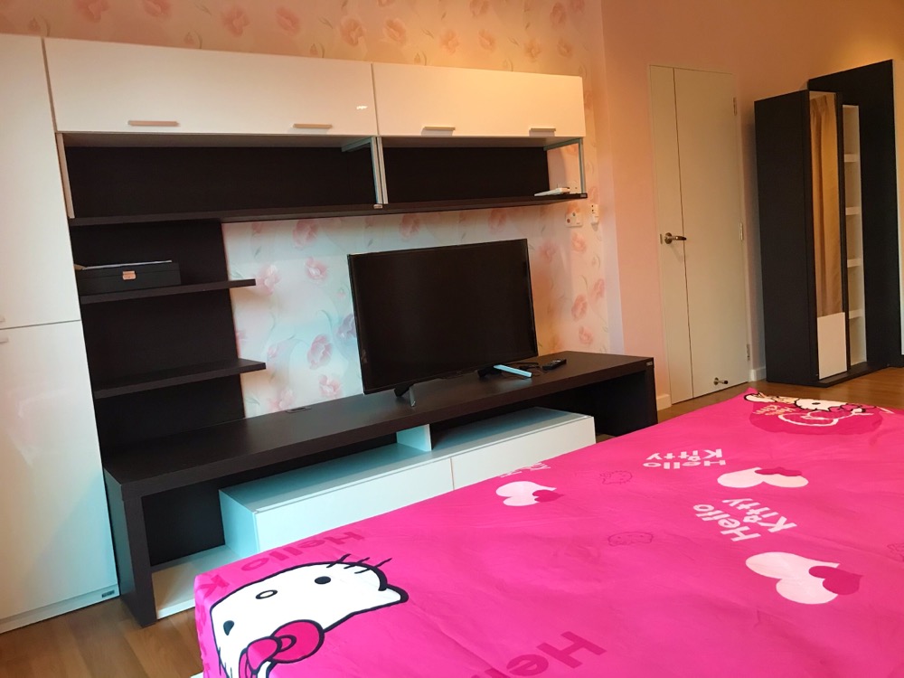 ให้เช่าบ้านพระราม 5 ราชพฤกษ์ บางกรวย : ให้เช่าบ้านใหม่โครงการ CASA waterside เฟอร์นิเจอร์ครบ หิ้วกระเป๋าอยู่ได้เลย