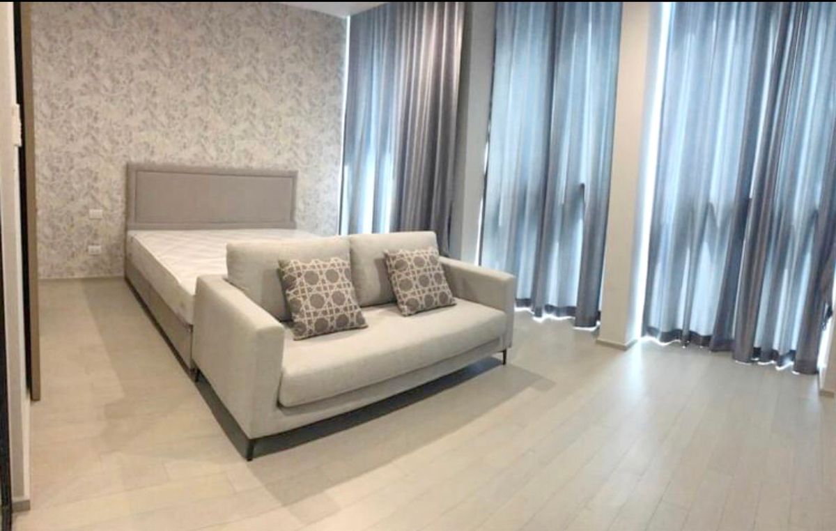For RentCondoWitthayu, Chidlom, Langsuan, Ploenchit : 2244-A😊 For RENT 1 bedroom for rent 🚄 near BTS Ploenchit 🏢 Noble Ploenchit Noble Ploenchit🔔 Area: 48.00 sq.m. 💲 Rent: 40,000 ฿ 📞O86-454O477, O99-5919653✅LineID: @sureresidence
