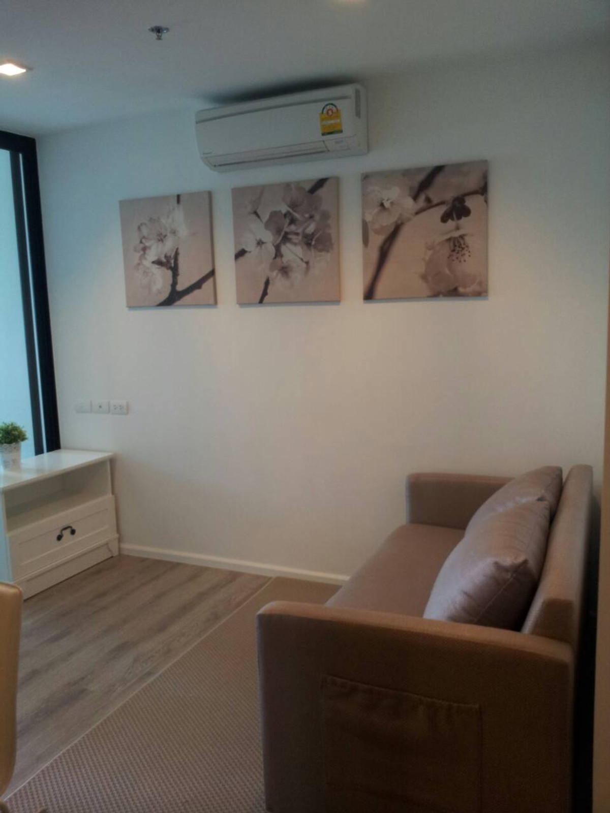 ขายคอนโดบางนา แบริ่ง ลาซาล : For Sale ราคาดี KnightBridge แบริ่ง ใกล้ BTS studio 28 ตรม 1.6 ลบ.