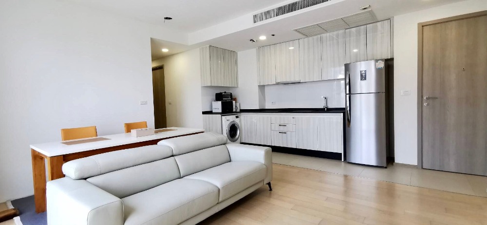 ขายคอนโดสุขุมวิท อโศก ทองหล่อ : For sale Condo HQ ThongLor (Sale with tenant)