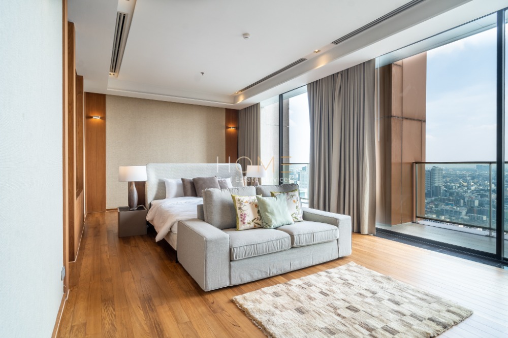 For SaleCondoLadprao, Central Ladprao : It's like a single house on top of a building ✨ The Issara Ladprao / PentHouse 5 Bedrooms (FOR SALE), The Issara Ladprao / 5 bedrooms (for sale) T485