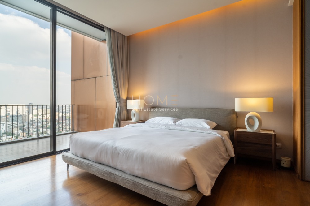 For SaleCondoLadprao, Central Ladprao : It's like a single house on top of a building ✨ The Issara Ladprao / PentHouse 5 Bedrooms (FOR SALE), The Issara Ladprao / 5 bedrooms (for sale) T485