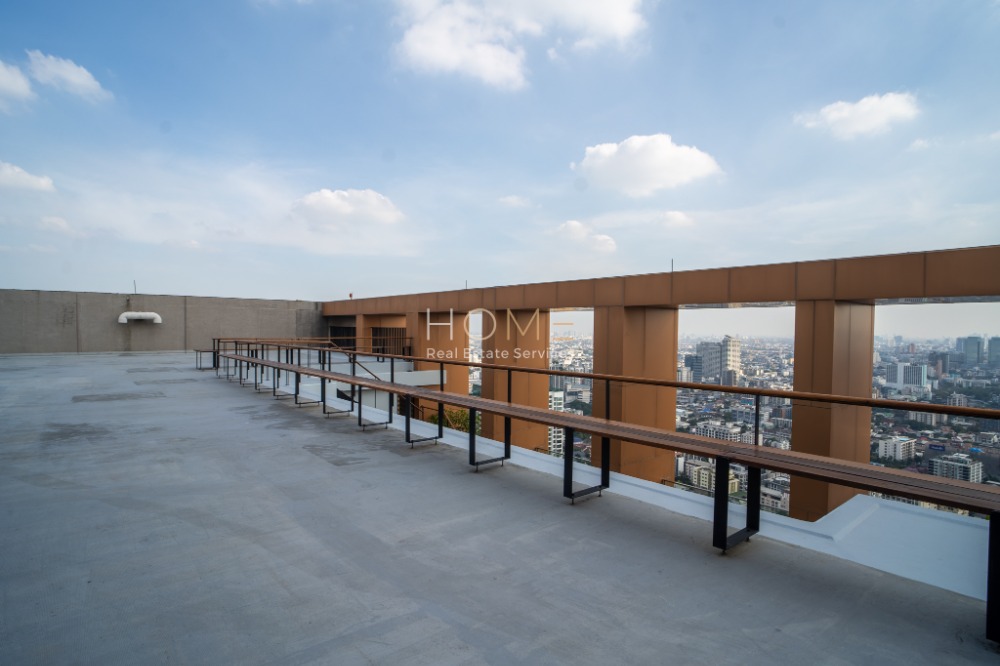 For SaleCondoLadprao, Central Ladprao : It's like a single house on top of a building ✨ The Issara Ladprao / PentHouse 5 Bedrooms (FOR SALE), The Issara Ladprao / 5 bedrooms (for sale) T485