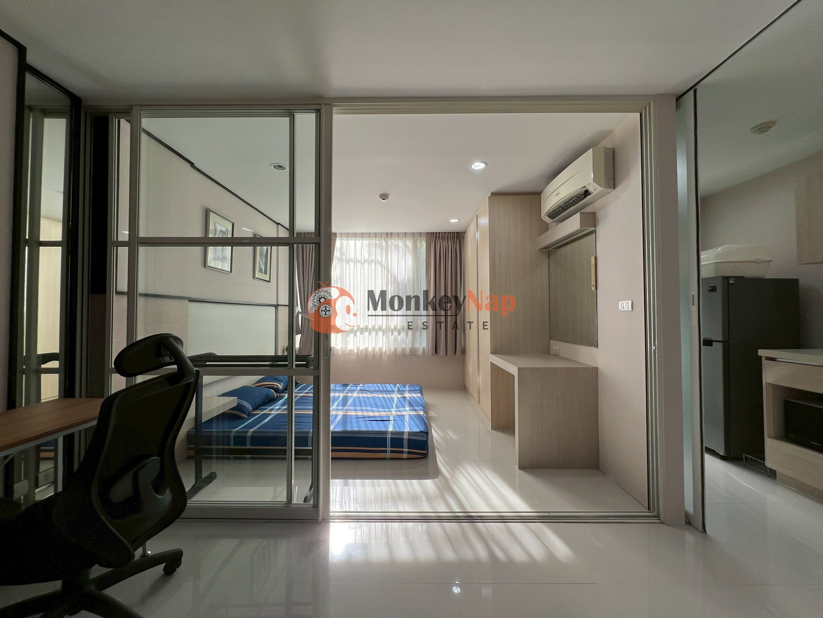 ให้เช่าคอนโดพัฒนาการ ศรีนครินทร์ : ให้เช่า อิลีเม้นท์ ศรีนครินทร์ สตูดิโอ 1 ห้องน้ำ ชั้น 1 อาคาร 1 ค่าเช่า 9,500 ติดต่อ 0924424505