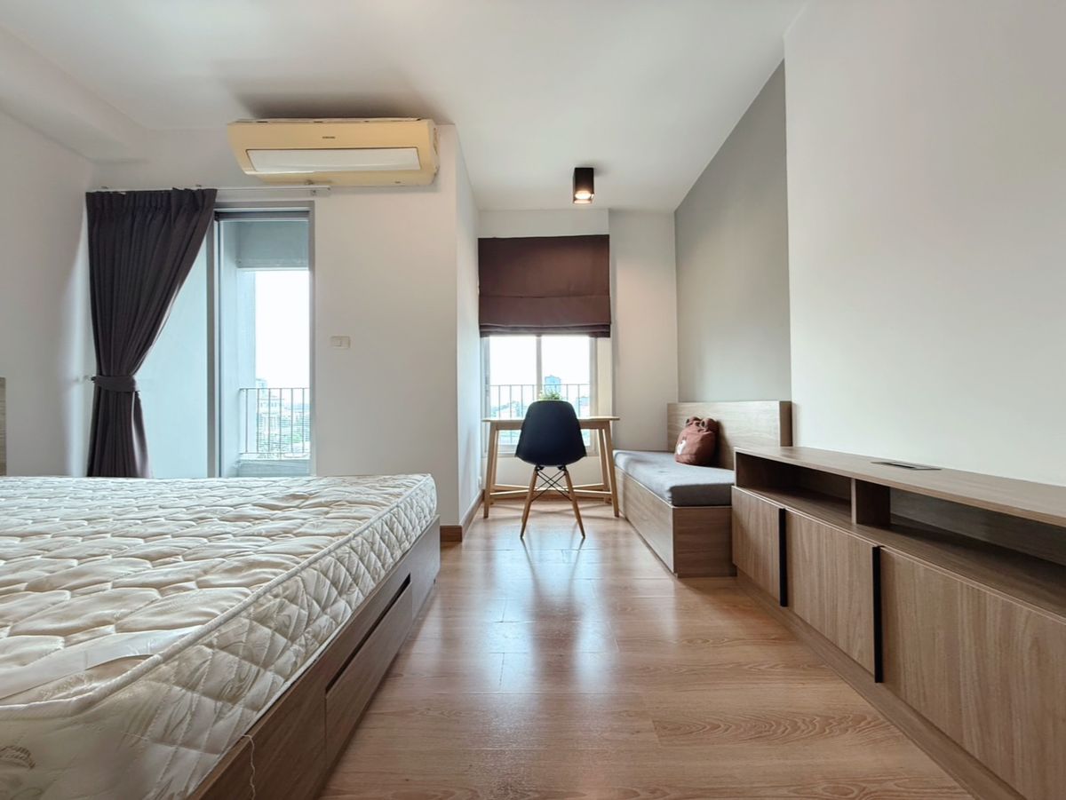 For RentCondoKasetsart, Ratchayothin : Rent a garden view room Condo One The Campus Kaset Chapter One The Campus Kaset near Kasetsart University, Bang Khen 200 meters, near the BTS Skytrain Station, Senanikhom Station, just 100 meters.