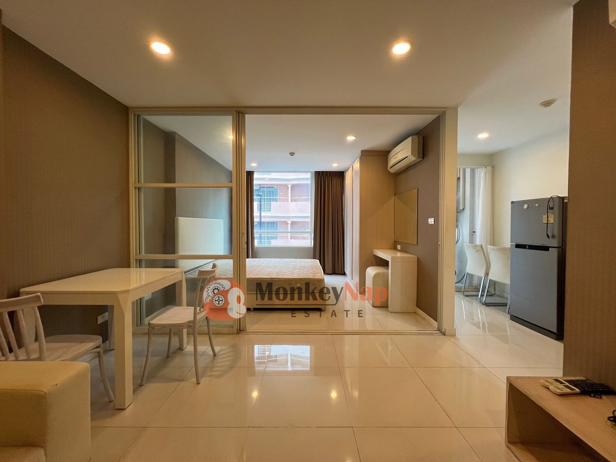 ให้เช่าคอนโดพัฒนาการ ศรีนครินทร์ : ให้เช่า - อิลิเม้น ศรีนครินทร์ 1 ห้องนอน 39 ตรม ชั้น 2 ค่าเช่า 10,000 บาท ติดต่อ 0924424505