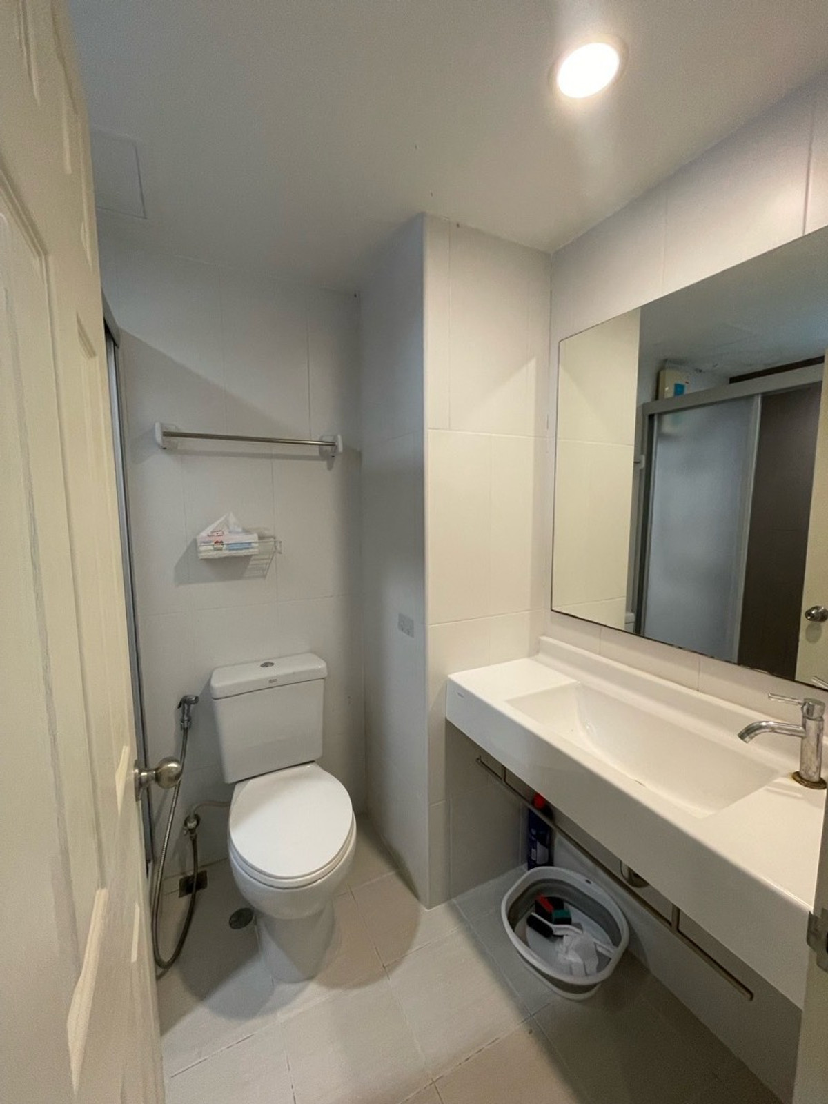 For RentCondoRatchadapisek, Huaikwang, Suttisan : Condo for rent in UD Light Huai Khwang Station near MRT Huai Khwang