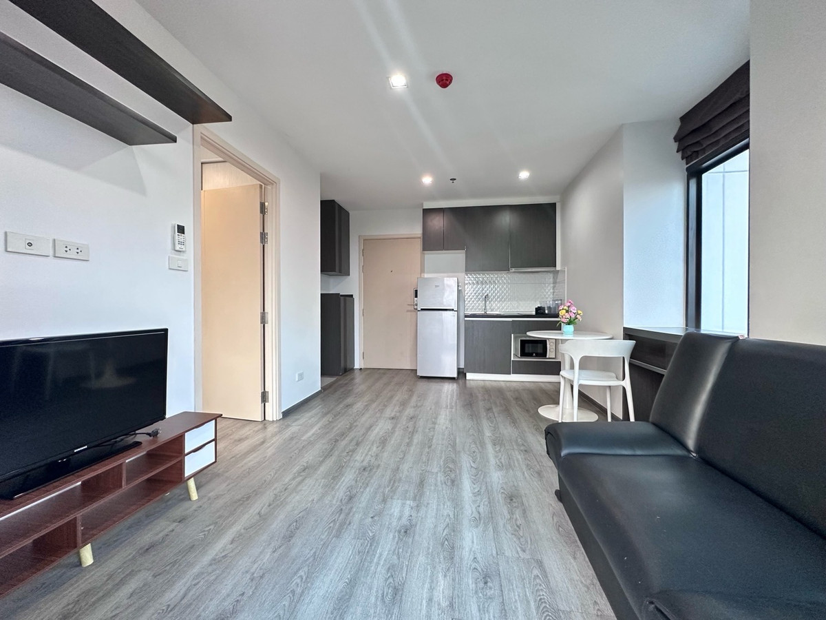 For RentCondoPattanakan, Srinakarin : For rent Rich Park Triple Station 14,500 Baht 26th floor next to ARL Huamak 