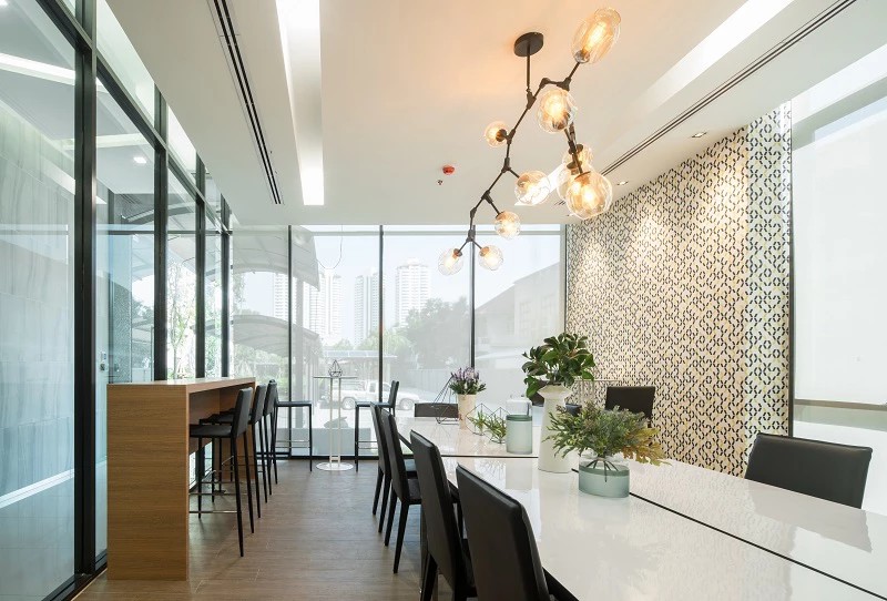 For RentCondoPattanakan, Srinakarin : For rent Rich Park Triple Station 14,500 Baht 26th floor next to ARL Huamak 