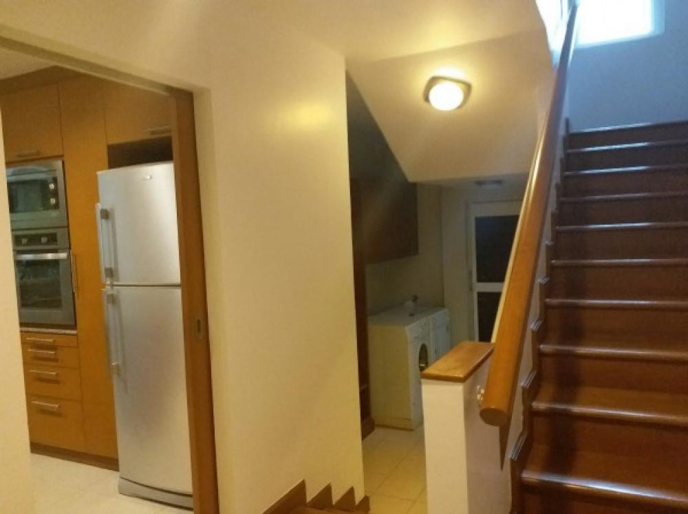 For RentHouseSukhumvit, Asoke, Thonglor : Twin house in Ekkamai22 for rent with swimming pool.