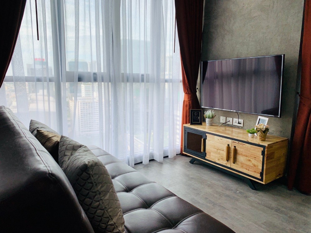 For RentCondoRama9, Petchburi, RCA : Condo for rent Ideo Mobi Rama 9 Duplex Type