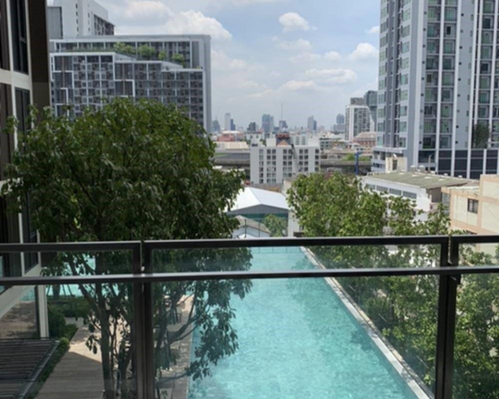 For SaleCondoSapankwai,Jatujak : 📍 Rare Item! The Line Phahon-Pradipat, 3 Bedrooms 113 Sq.M., 10th+ floor, Pool View with Terrace📍Only 19.79 Million Baht!
