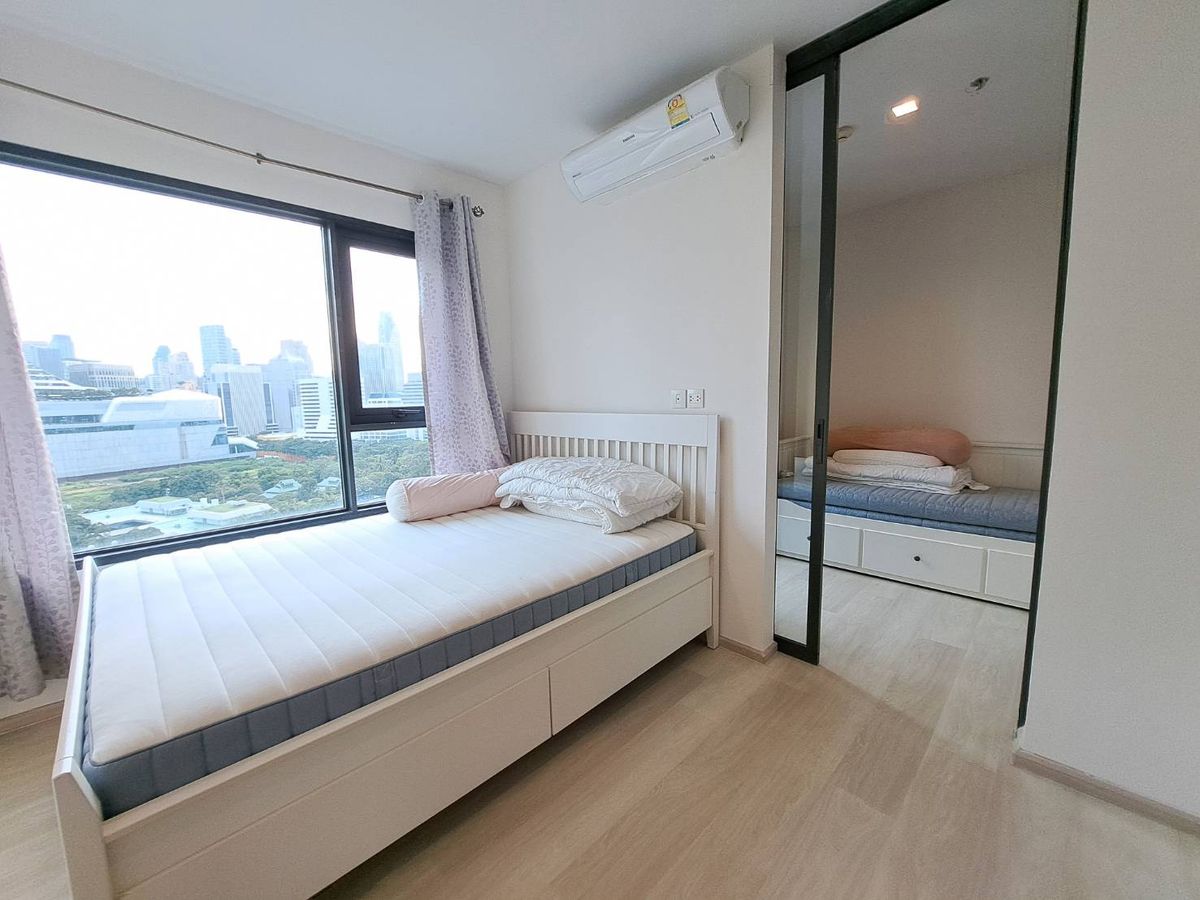 For RentCondoWitthayu, Chidlom, Langsuan, Ploenchit : Condo for rent Life Witthayu near BTS Ploenchit and Central Embassy