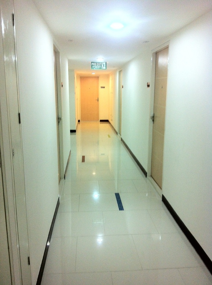 ขายคอนโดเกษตรศาสตร์ รัชโยธิน : ขาย ใ่ห้เช่าคอนโด ชาโตว์อินทาว์น วิภาวดี30(พหลโยธิน21)  1นอนห้องใหญ่พิเศษ 38 ตรม ชั้น 3 วิวโล่งสวย แต่งครบ ใกล้เกษตร เซ็นทรัลลาดพร้าว หอวัง SCB park