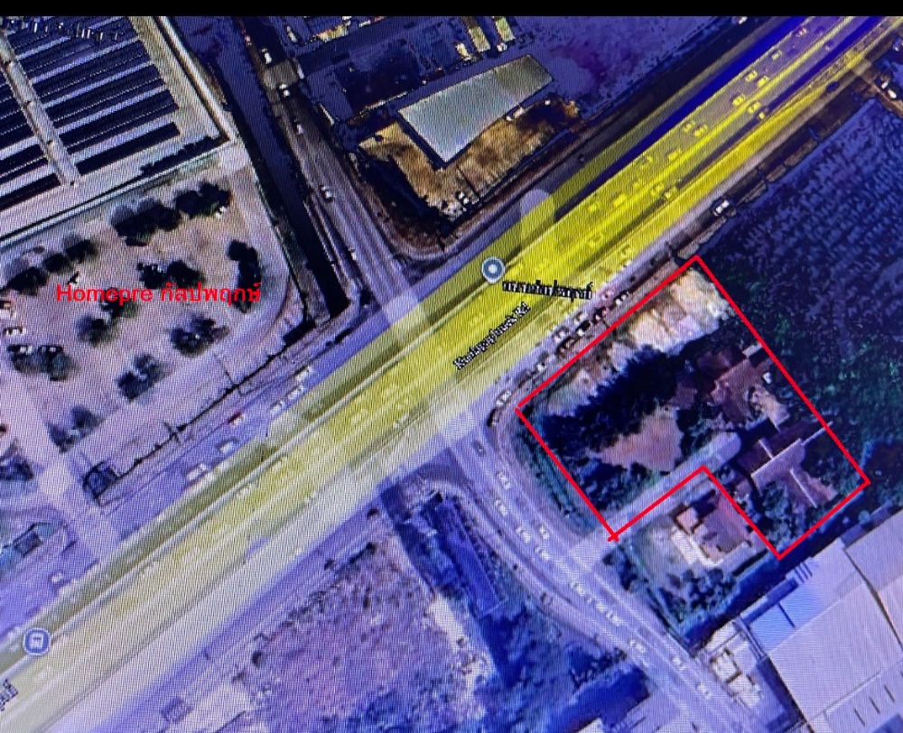 For SaleLandThaphra, Talat Phlu, Wutthakat : Beautiful land for sale, good location, next to the intersection, next to the canal, with 2 houses, 7 bedrooms, 7 bathrooms, 8-lane road opposite HomePro, Kanlapaphruek, the most beautiful plot suitable for making condos, luxury houses with restaurants, c