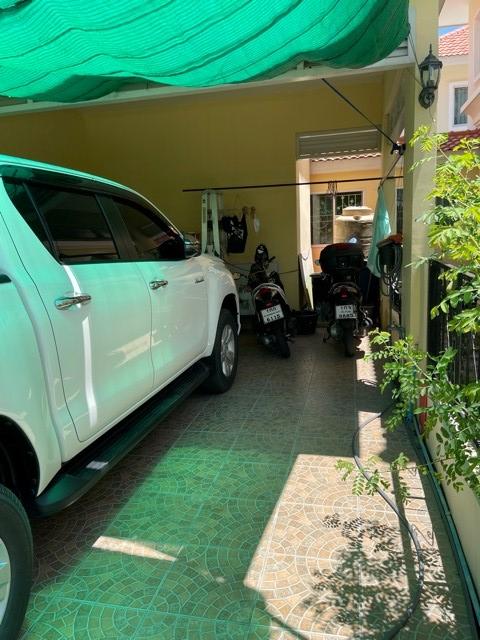 ขายบ้านบางนา แบริ่ง ลาซาล : บ้านแฝดนิรันดร์วิลล์12 อารมณ์บ้านเดี่ยว 37.5 ตรว. ซอย ม.หัวเฉียว