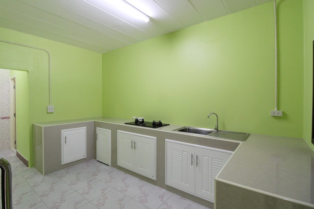 ขายทาวน์โฮมพระราม 2 บางขุนเทียน : ขายทาวน์เฮ้าส์พระราม2  บ้านพิศาลเฟส10 ท่าข้าม30 ใกล้เซ็นทรัล 18.7 ตร.ว. ต้นโครงการ ต่อเติมเต็มพื้นที่