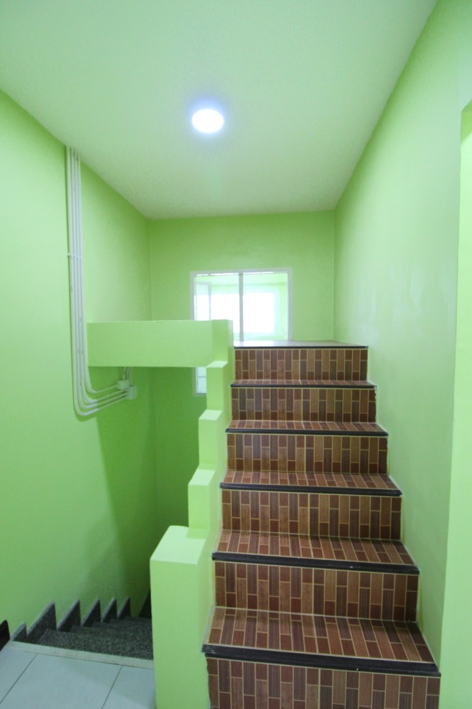 ขายทาวน์โฮมพระราม 2 บางขุนเทียน : ขายทาวน์เฮ้าส์พระราม2  บ้านพิศาลเฟส10 ท่าข้าม30 ใกล้เซ็นทรัล 18.7 ตร.ว. ต้นโครงการ ต่อเติมเต็มพื้นที่