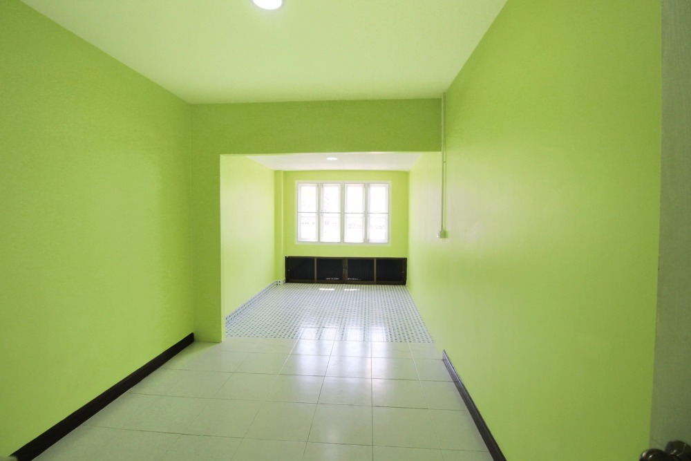 ขายทาวน์โฮมพระราม 2 บางขุนเทียน : ขายทาวน์เฮ้าส์พระราม2  บ้านพิศาลเฟส10 ท่าข้าม30 ใกล้เซ็นทรัล 18.7 ตร.ว. ต้นโครงการ ต่อเติมเต็มพื้นที่